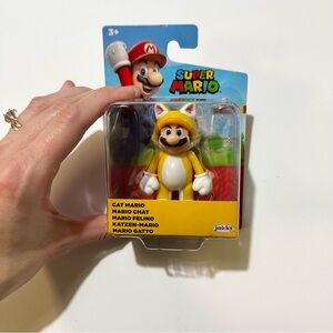 New in Box - 2.5" CAT MARIO Standing Super Mario WORLD of NINTENDO JAKKS PACIFIC